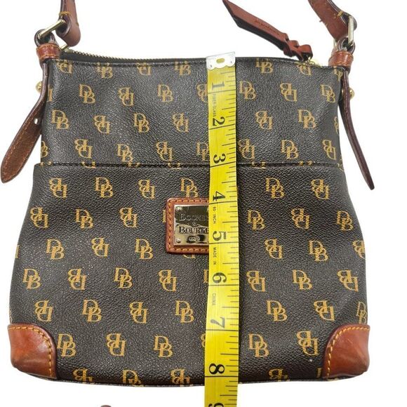 Dooney & Bourke Greta Brown Monogram Crossbody Purse With Adjustable Leather Str - Picture 6 of 14